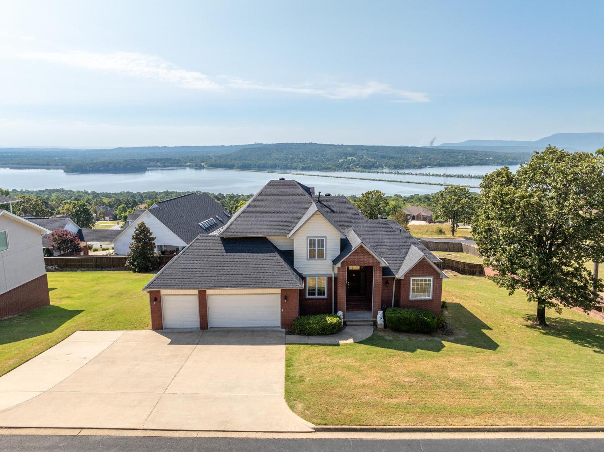 Adelines Lake View Elegant Home In Gated Community Sleeps 15 Russellville Dış mekan fotoğraf